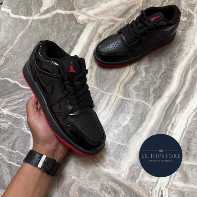 NIKE AIR JORDAN LOW BLACK & RED
